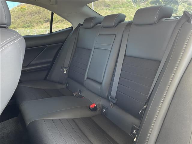 IS IS300h 1オーナー メーカーナビ ハーフレザーシート フルセグTV バックカメラ クルーズコントロール シートヒーター パドルシフト ビルトインETC クリアランスソナー 純正アルミホイール LEDヘッドライ(25枚目)