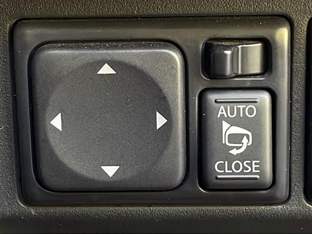 ジューク 15RX タイプV 純正SDナビ(ワンセグTV/CD再生/AUX)バックカメラ/プッシュスタート/ETC/社外デジタルインナーミラー/純正フロアマット/社外16インチAW/ハロゲンヘッドライト/フォグランプ/スマートキー(13枚目)