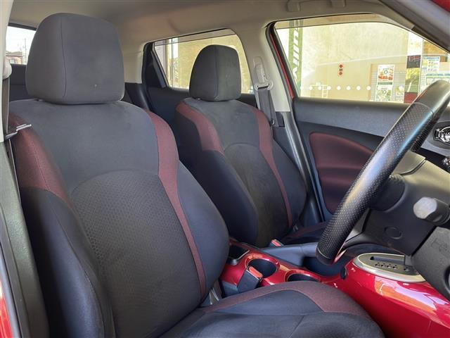 ジューク 15RX タイプV 純正SDナビ(ワンセグTV/CD再生/AUX)バックカメラ/プッシュスタート/ETC/社外デジタルインナーミラー/純正フロアマット/社外16インチAW/ハロゲンヘッドライト/フォグランプ/スマートキー(17枚目)