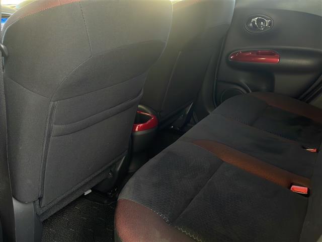 ジューク 15RX タイプV 純正SDナビ(ワンセグTV/CD再生/AUX)バックカメラ/プッシュスタート/ETC/社外デジタルインナーミラー/純正フロアマット/社外16インチAW/ハロゲンヘッドライト/フォグランプ/スマートキー(24枚目)