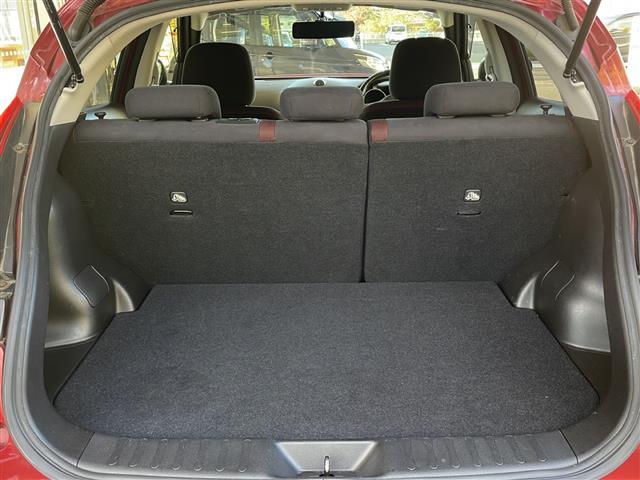 ジューク 15RX タイプV 純正SDナビ(ワンセグTV/CD再生/AUX)バックカメラ/プッシュスタート/ETC/社外デジタルインナーミラー/純正フロアマット/社外16インチAW/ハロゲンヘッドライト/フォグランプ/スマートキー(25枚目)