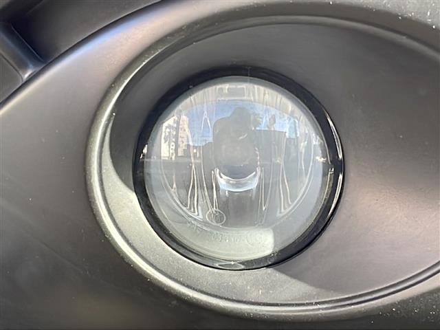 ジューク 15RX タイプV 純正SDナビ(ワンセグTV/CD再生/AUX)バックカメラ/プッシュスタート/ETC/社外デジタルインナーミラー/純正フロアマット/社外16インチAW/ハロゲンヘッドライト/フォグランプ/スマートキー(31枚目)