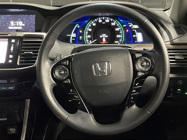 アコードハイブリッド EX 1オーナー サンルーフ 黒革シート 純正ナビ バックカメラ サイドカメラ 前方ドライブレコーダー クルーズコントロール ステアリングスイッチ パドルシフト 革巻きステアリング ビルトインETC(7枚目)