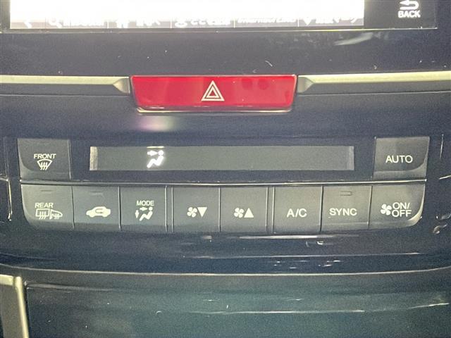 アコードハイブリッド EX 1オーナー サンルーフ 黒革シート 純正ナビ バックカメラ サイドカメラ 前方ドライブレコーダー クルーズコントロール ステアリングスイッチ パドルシフト 革巻きステアリング ビルトインETC(13枚目)