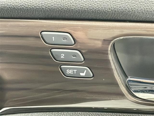 アコードハイブリッド EX 1オーナー サンルーフ 黒革シート 純正ナビ バックカメラ サイドカメラ 前方ドライブレコーダー クルーズコントロール ステアリングスイッチ パドルシフト 革巻きステアリング ビルトインETC(16枚目)