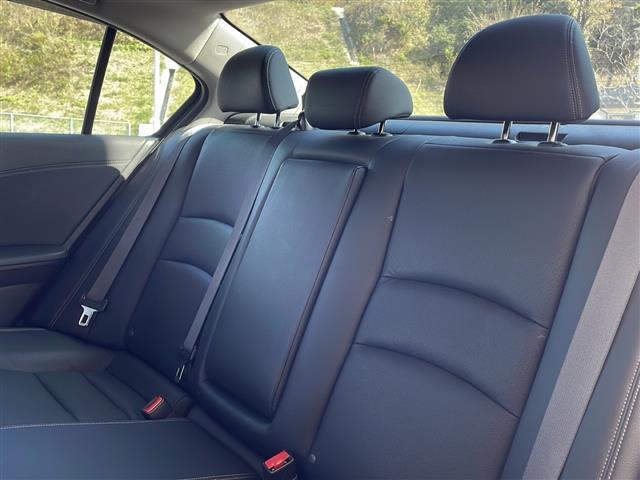 アコードハイブリッド EX 1オーナー サンルーフ 黒革シート 純正ナビ バックカメラ サイドカメラ 前方ドライブレコーダー クルーズコントロール ステアリングスイッチ パドルシフト 革巻きステアリング ビルトインETC(27枚目)