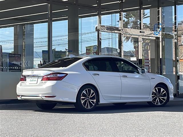 アコードハイブリッド EX 1オーナー サンルーフ 黒革シート 純正ナビ バックカメラ サイドカメラ 前方ドライブレコーダー クルーズコントロール ステアリングスイッチ パドルシフト 革巻きステアリング ビルトインETC(40枚目)