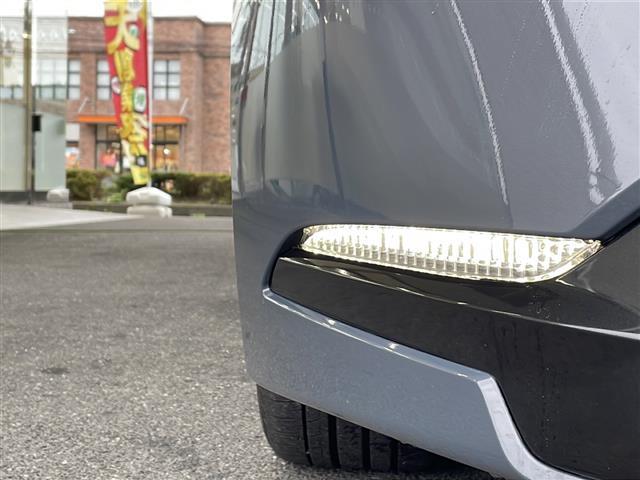 プリウス Z ワンオーナー フルセグTV メーカー純正ナビ ETC 純正AW クルコン追従 全方位カメラ 衝突軽減 車両脱線 プッシュスタート ステアリングスイッチ 純正フロアマット メモリーシート(20枚目)