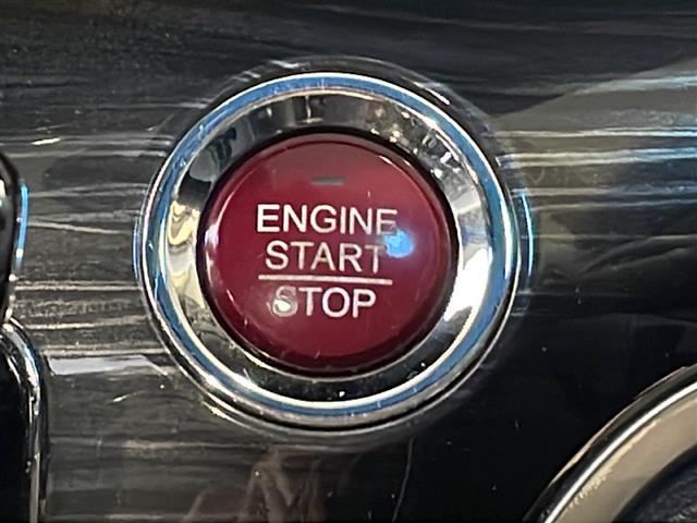 オデッセイ アブソルート・Xホンダセンシング ワンオーナー ハーフレザー 社外AW 衝突軽減 車両脱線 革巻きステアリング ドラレコ 純正フロアマット ルーフレール フォグランプ プッシュスタート LEDヘッドライト ウィンカーミラー(11枚目)