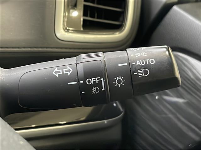 オデッセイ アブソルート・Xホンダセンシング ワンオーナー ハーフレザー 社外AW 衝突軽減 車両脱線 革巻きステアリング ドラレコ 純正フロアマット ルーフレール フォグランプ プッシュスタート LEDヘッドライト ウィンカーミラー(12枚目)