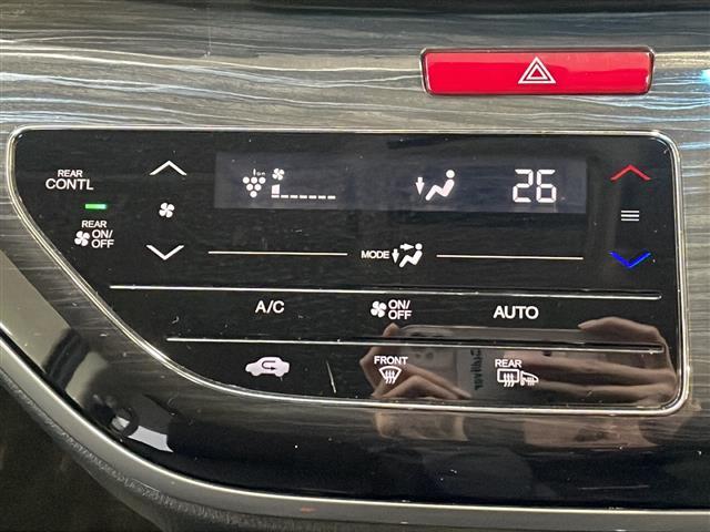 オデッセイ アブソルート・Xホンダセンシング ワンオーナー ハーフレザー 社外AW 衝突軽減 車両脱線 革巻きステアリング ドラレコ 純正フロアマット ルーフレール フォグランプ プッシュスタート LEDヘッドライト ウィンカーミラー(14枚目)