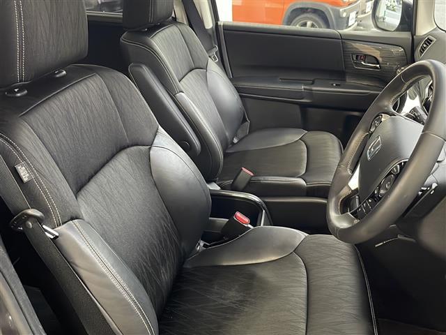 オデッセイ アブソルート・Xホンダセンシング ワンオーナー ハーフレザー 社外AW 衝突軽減 車両脱線 革巻きステアリング ドラレコ 純正フロアマット ルーフレール フォグランプ プッシュスタート LEDヘッドライト ウィンカーミラー(20枚目)