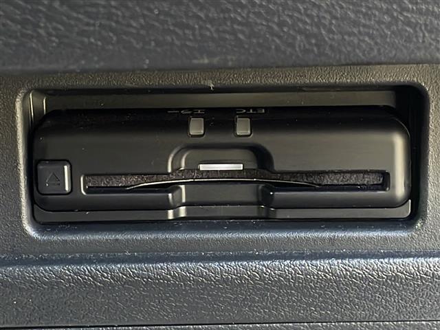 ルークス ハイウェイスター　Ｇターボプロパイロットエディション　１オーナー　純正９インチナビ　全方位カメラ　黒革シート　プロパイロット　デジタルインナーミラー　両側パワースライドドア　ビルトインＥＴＣ　純正ドライブレコーダー　クリアランスソナー　純正アルミホイール（12枚目）