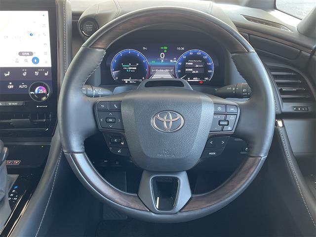 アルファード Ｚ　１オーナー　１４型ディスプレイナビ　黒革シート　全方位モニター　プリクラッシュ　Ｒクルコン　ビルトインＥＴＣ　エアコンシート　ステアリングヒーター　デジタルインナーミラー　両側パワースライドドア（4枚目）