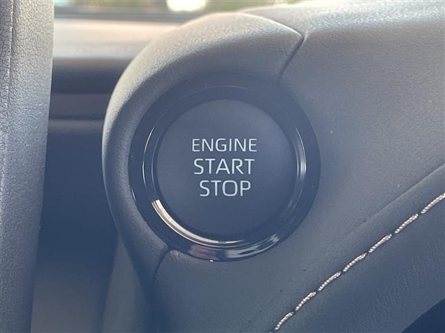 アルファード Ｚ　１オーナー　１４型ディスプレイナビ　黒革シート　全方位モニター　プリクラッシュ　Ｒクルコン　ビルトインＥＴＣ　エアコンシート　ステアリングヒーター　デジタルインナーミラー　両側パワースライドドア（9枚目）