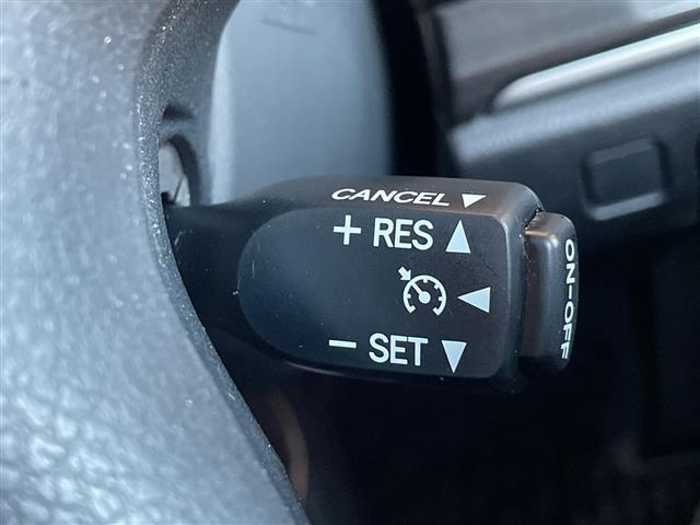 クラウンハイブリッド アスリートＳ　サンルーフ　メーカーナビ　バックカメラ　前後ドライブレコーダー　ＥＴＣ　シートヒーター　パワーシート　スマートキー　クルーズコントロール　クリアランスソナー　純正アルミホイール有（サマータイヤ）（12枚目）