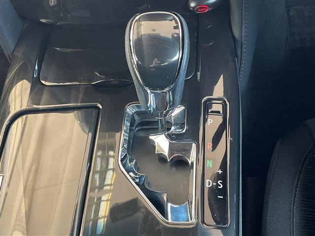 クラウンハイブリッド アスリートＳ　サンルーフ　メーカーナビ　バックカメラ　前後ドライブレコーダー　ＥＴＣ　シートヒーター　パワーシート　スマートキー　クルーズコントロール　クリアランスソナー　純正アルミホイール有（サマータイヤ）（13枚目）