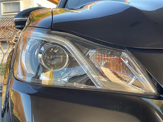 クラウンハイブリッド アスリートＳ　サンルーフ　メーカーナビ　バックカメラ　前後ドライブレコーダー　ＥＴＣ　シートヒーター　パワーシート　スマートキー　クルーズコントロール　クリアランスソナー　純正アルミホイール有（サマータイヤ）（29枚目）