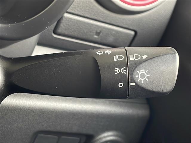 パッソ モーダ　Ｓ　純正ナビ　バックカメラ　ビルトインＥＴＣ　衝突軽減ブレーキ　地デジＴＶ　スマートキー　ＬＥＤヘッドライト　純正フロアマット　アイドリングストップ　ステアリングスイッチ（12枚目）