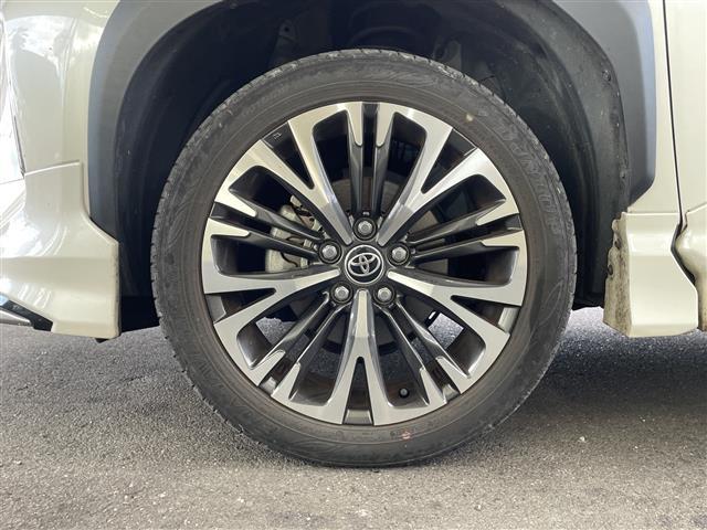 ヤリスクロス ハイブリッドＺ　１オーナー　モデリスタエアロ　全周囲カメラ　純正ディスプレイオーディオ　Ｒクルコン　プリクラッシュ　シートヒーター　パワーシート　前方ドライブレコーダー　ハーフレザーシート　純正アルミホイール（33枚目）