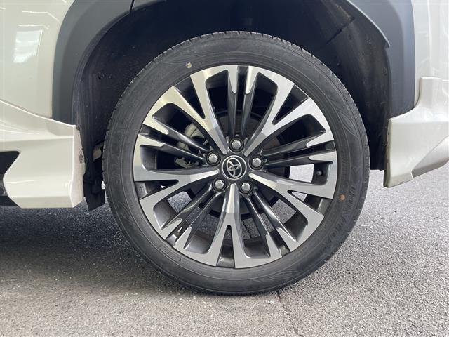 ヤリスクロス ハイブリッドＺ　１オーナー　モデリスタエアロ　全周囲カメラ　純正ディスプレイオーディオ　Ｒクルコン　プリクラッシュ　シートヒーター　パワーシート　前方ドライブレコーダー　ハーフレザーシート　純正アルミホイール（34枚目）