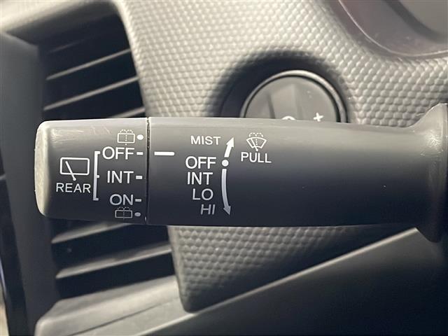 フィット ベーシック 1オーナー 純正SDナビ バックカメラ ホンダセンシング Rクルコン 前方ドライブレコーダー スマートキー コーナーセンサー 純正フロアマット アイドリングストップ(17枚目)