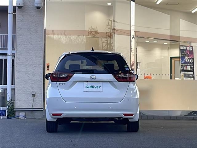 フィット ベーシック 1オーナー 純正SDナビ バックカメラ ホンダセンシング Rクルコン 前方ドライブレコーダー スマートキー コーナーセンサー 純正フロアマット アイドリングストップ(20枚目)