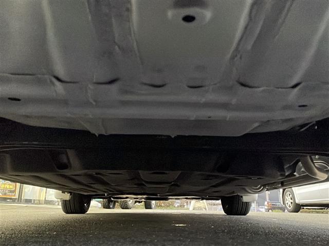 フィット ベーシック 1オーナー 純正SDナビ バックカメラ ホンダセンシング Rクルコン 前方ドライブレコーダー スマートキー コーナーセンサー 純正フロアマット アイドリングストップ(43枚目)