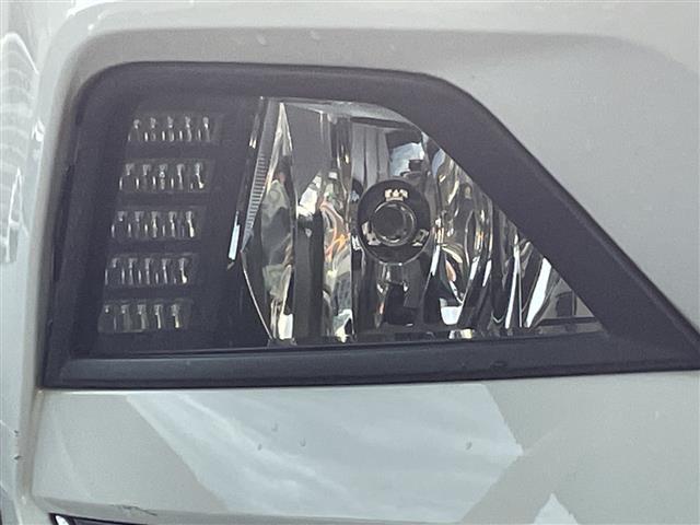 ポロ TSIハイライン メーカーナビ 社外AW ブラインドスポットモニター ステアリングスイッチ クルコンレーダー プッシュスタート ETC2.0 社外ドラレコ パーキングアシスト フォグランプ(30枚目)