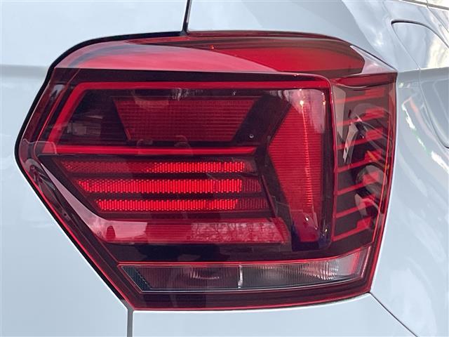 ポロ TSIハイライン メーカーナビ 社外AW ブラインドスポットモニター ステアリングスイッチ クルコンレーダー プッシュスタート ETC2.0 社外ドラレコ パーキングアシスト フォグランプ(31枚目)