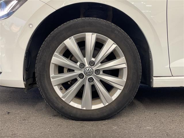 ポロ TSIハイライン メーカーナビ 社外AW ブラインドスポットモニター ステアリングスイッチ クルコンレーダー プッシュスタート ETC2.0 社外ドラレコ パーキングアシスト フォグランプ(32枚目)