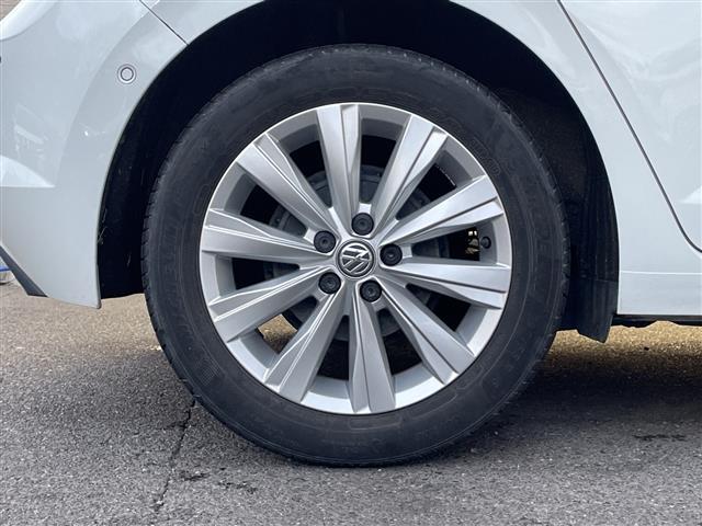 ポロ TSIハイライン メーカーナビ 社外AW ブラインドスポットモニター ステアリングスイッチ クルコンレーダー プッシュスタート ETC2.0 社外ドラレコ パーキングアシスト フォグランプ(34枚目)