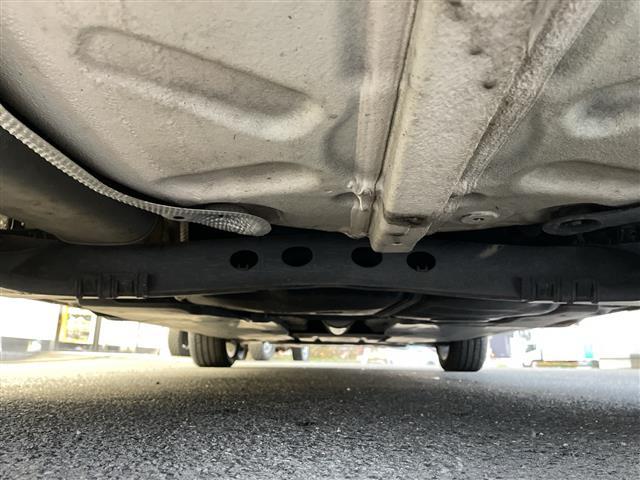 ポロ TSIハイライン メーカーナビ 社外AW ブラインドスポットモニター ステアリングスイッチ クルコンレーダー プッシュスタート ETC2.0 社外ドラレコ パーキングアシスト フォグランプ(43枚目)