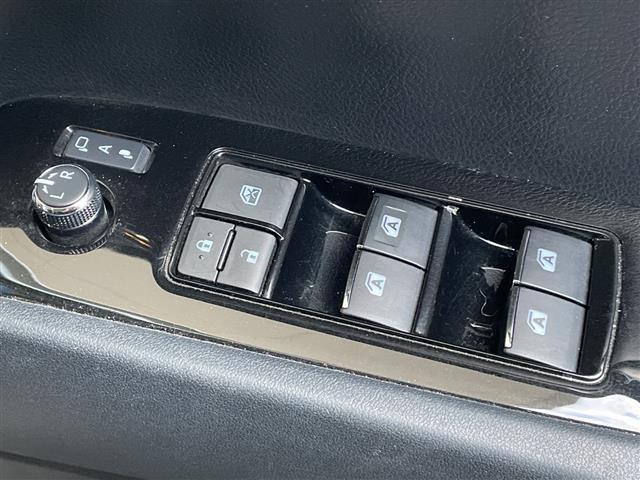 アルファード 2.5S TRDフルエアロ TRDアルミホイール 1オーナー 純正9インチナビ バックカメラ プリクラッシュ ビルトインETC クリアランスソナー クルーズコントロール ドライブレコーダー フルセグTV(19枚目)