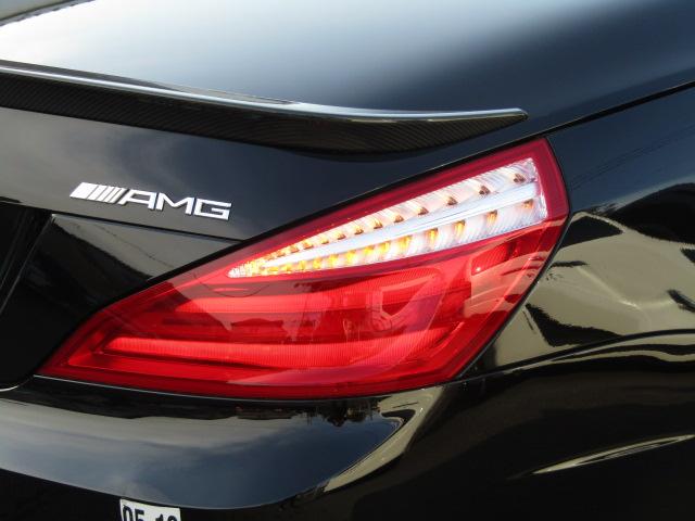 ＳＬ ＳＬ６３　２０１４モデル　ＡＭＧパフォーマンスＰＫＧ　ＡＭＧ１９／２０アルミ　ＡＭＧレッドキャリパー　パフォーマンブラインドスポット　ハーマンカードン　バックカメラ　ＥＴＣ　黒革　シートヒーター　ＨＩＤ（35枚目）