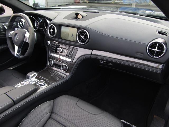 ＳＬ ＳＬ６３　２０１４モデル　ＡＭＧパフォーマンスＰＫＧ　ＡＭＧ１９／２０アルミ　ＡＭＧレッドキャリパー　パフォーマンブラインドスポット　ハーマンカードン　バックカメラ　ＥＴＣ　黒革　シートヒーター　ＨＩＤ（63枚目）