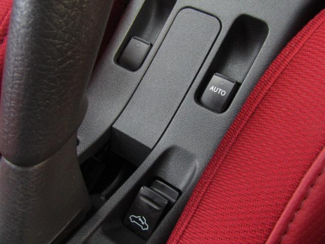 コペン セロ　ＥＴＣ　ＬＥＤヘッドランプ　スマートキー　アイドリングストップ　ＣＶＴ　盗難防止システム　ＡＢＳ　ＥＳＣ　アルミホイール　衝突安全ボディ　エアコン　パワーステアリング　パワーウィンドウ（50枚目）