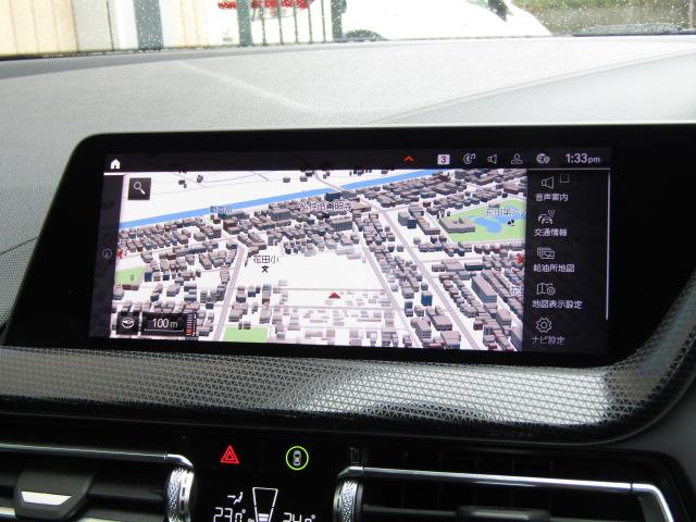 １シリーズ １１８ｄ　プレイ　衝突軽減Ｂ　メーカーナビ　ワンオーナー　　バックカメラ　レーンキープアシスト　ブラインドスポットモニター　パワーテールゲート　前後純正ドラレコ　シートメモリー　エンジンプッシュスタート　スマートキー（5枚目）