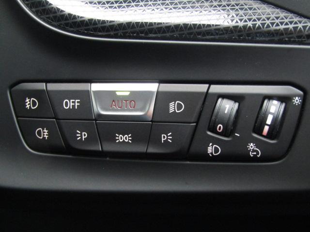 １シリーズ １１８ｄ　プレイ　衝突軽減Ｂ　メーカーナビ　ワンオーナー　　バックカメラ　レーンキープアシスト　ブラインドスポットモニター　パワーテールゲート　前後純正ドラレコ　シートメモリー　エンジンプッシュスタート　スマートキー（8枚目）