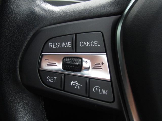 １シリーズ １１８ｄ　プレイ　衝突軽減Ｂ　メーカーナビ　ワンオーナー　　バックカメラ　レーンキープアシスト　ブラインドスポットモニター　パワーテールゲート　前後純正ドラレコ　シートメモリー　エンジンプッシュスタート　スマートキー（9枚目）