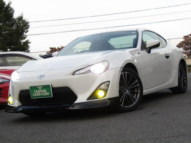 ８６ ＧＴ　パドルシフト　ＢＬＩＴＺ車高調　ＢＬＩＴＺサクションパイプ　社外エアロ　ＳＯＮＡＲテールランプ　カーボンリアスポイラー　ナビ・フルセグ　バックカメラ　ＤＶＤ　音楽サーバー　ＥＴＣ　ＨＩＤ（13枚目）