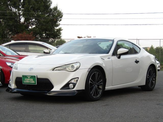 ８６ ＧＴ　パドルシフト　ＢＬＩＴＺ車高調　ＢＬＩＴＺサクションパイプ　社外エアロ　ＳＯＮＡＲテールランプ　カーボンリアスポイラー　ナビ・フルセグ　バックカメラ　ＤＶＤ　音楽サーバー　ＥＴＣ　ＨＩＤ（21枚目）