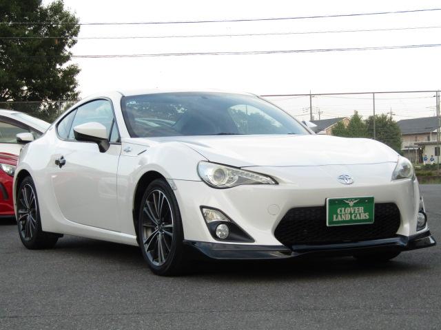 ８６ ＧＴ　パドルシフト　ＢＬＩＴＺ車高調　ＢＬＩＴＺサクションパイプ　社外エアロ　ＳＯＮＡＲテールランプ　カーボンリアスポイラー　ナビ・フルセグ　バックカメラ　ＤＶＤ　音楽サーバー　ＥＴＣ　ＨＩＤ（22枚目）