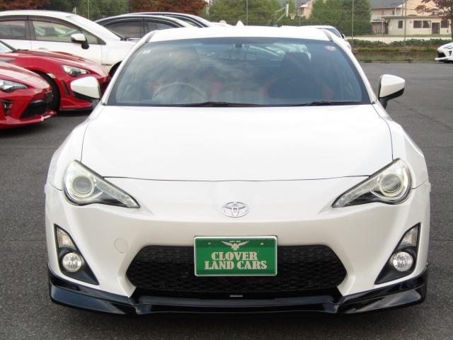 ８６ ＧＴ　パドルシフト　ＢＬＩＴＺ車高調　ＢＬＩＴＺサクションパイプ　社外エアロ　ＳＯＮＡＲテールランプ　カーボンリアスポイラー　ナビ・フルセグ　バックカメラ　ＤＶＤ　音楽サーバー　ＥＴＣ　ＨＩＤ（27枚目）
