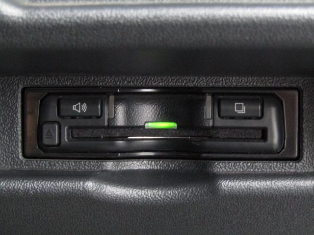 ハイエースワゴン GL 4WD ドライブレコーダー ETC 全周囲カメラ ナビ レーンアシスト 衝突被害軽減システム 電動スライドドア オートマチックハイビーム オートライト スマートキー 電動格納ミラー ターボ(11枚目)