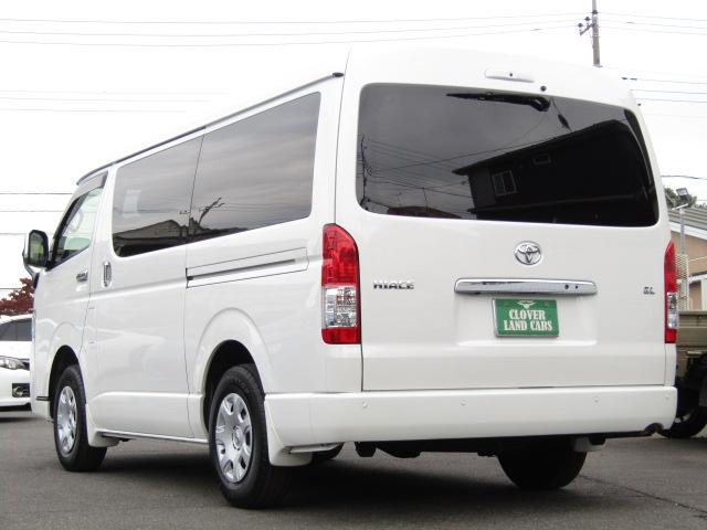 ハイエースワゴン GL 4WD ドライブレコーダー ETC 全周囲カメラ ナビ レーンアシスト 衝突被害軽減システム 電動スライドドア オートマチックハイビーム オートライト スマートキー 電動格納ミラー ターボ(19枚目)