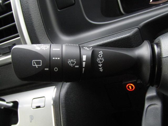 ハイエースワゴン GL 4WD ドライブレコーダー ETC 全周囲カメラ ナビ レーンアシスト 衝突被害軽減システム 電動スライドドア オートマチックハイビーム オートライト スマートキー 電動格納ミラー ターボ(51枚目)