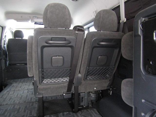 ハイエースワゴン GL 4WD ドライブレコーダー ETC 全周囲カメラ ナビ レーンアシスト 衝突被害軽減システム 電動スライドドア オートマチックハイビーム オートライト スマートキー 電動格納ミラー ターボ(71枚目)