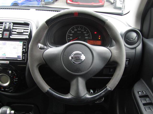 マーチ ニスモ ETC バックカメラ ナビ アルミホイール オートライト スマートキー アイドリングストップ 電動格納ミラー CVT 盗難防止システム 衝突安全ボディ ABS ESC ミュージックプレイヤー接続可(4枚目)