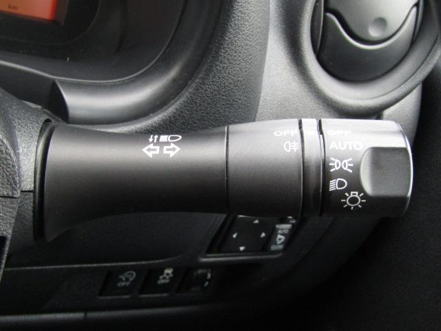 マーチ ニスモ ETC バックカメラ ナビ アルミホイール オートライト スマートキー アイドリングストップ 電動格納ミラー CVT 盗難防止システム 衝突安全ボディ ABS ESC ミュージックプレイヤー接続可(36枚目)